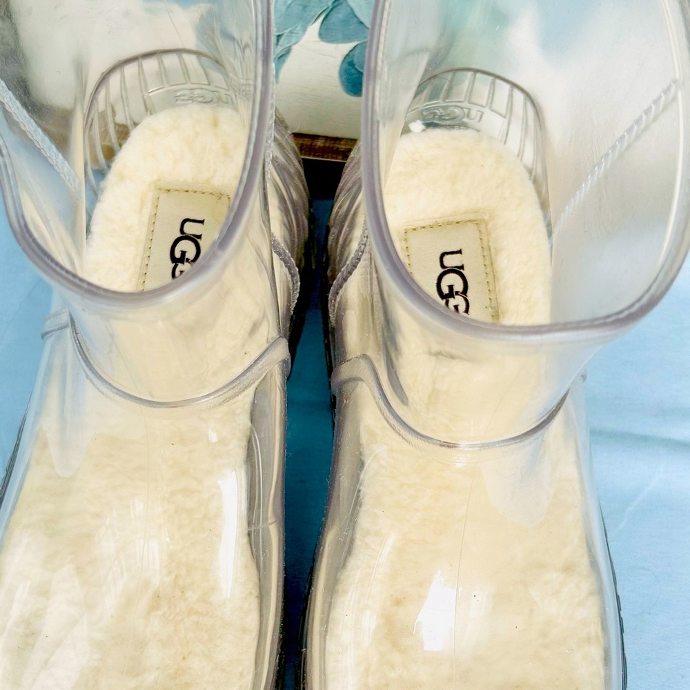 UGG Drizilita sz 8